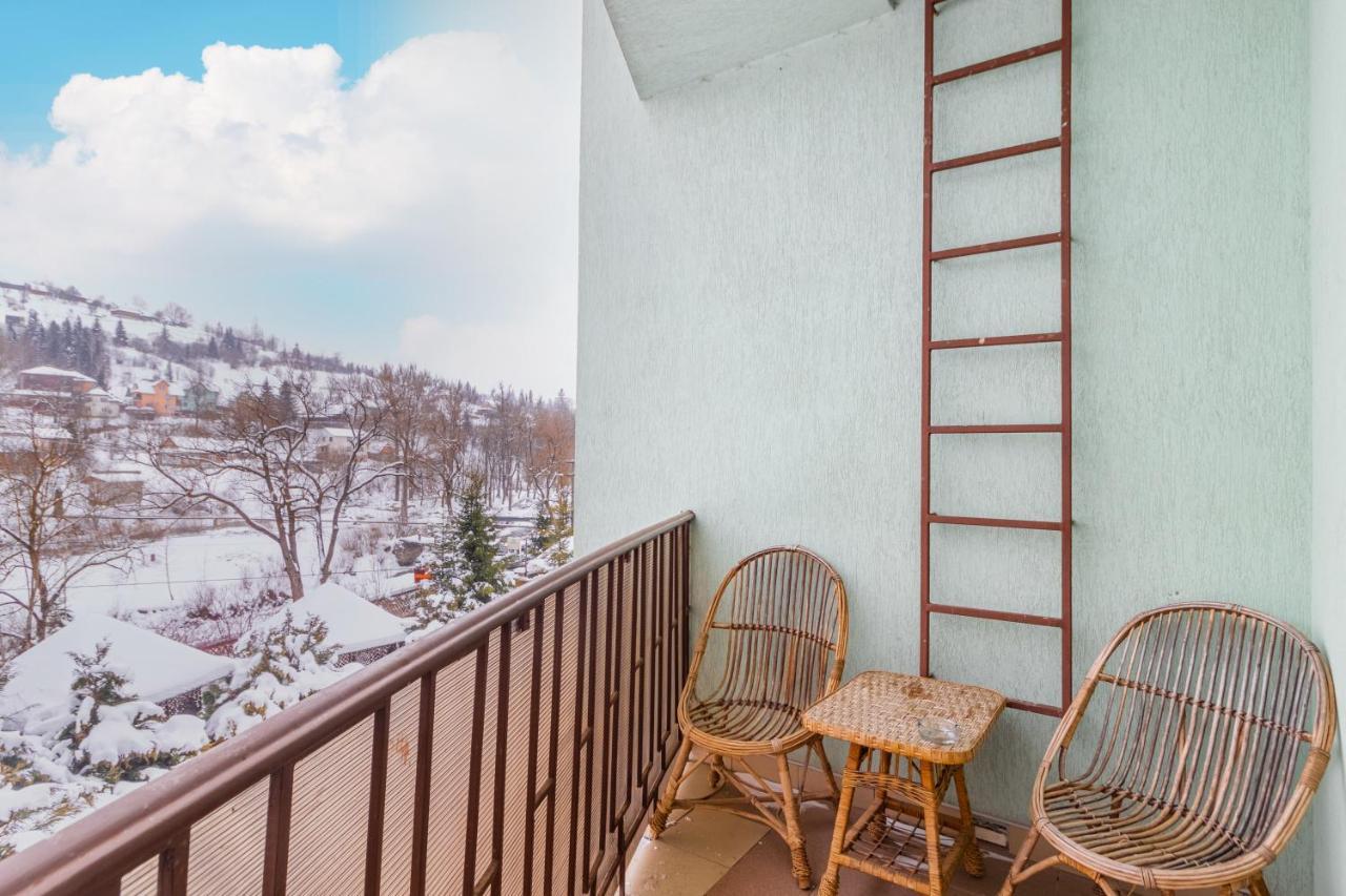 Laguna スラブスク エクステリア 写真